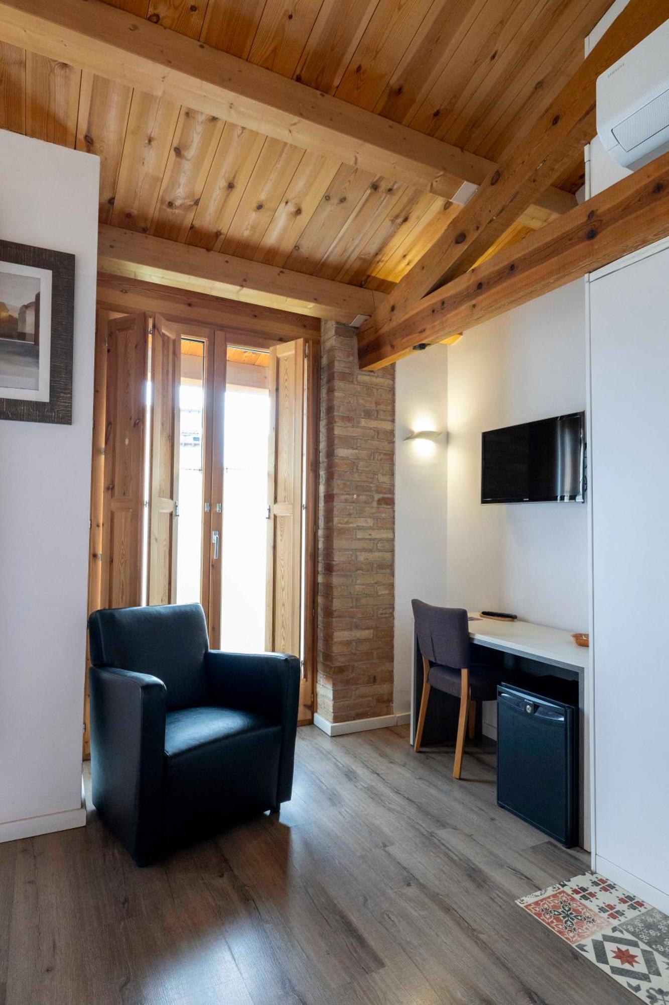 Hotel La Freixera Solsona Kültér fotó