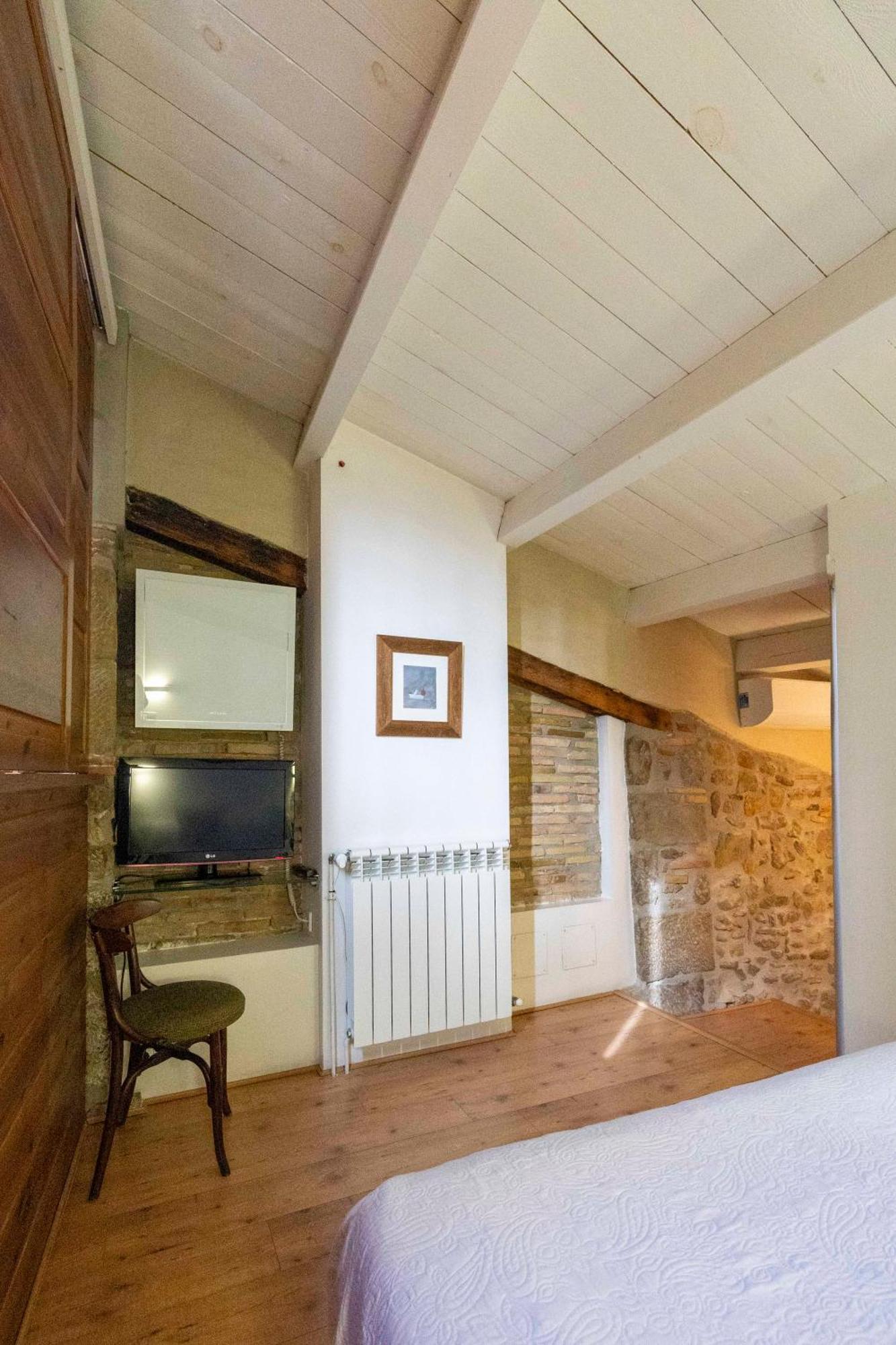 Hotel La Freixera Solsona Kültér fotó
