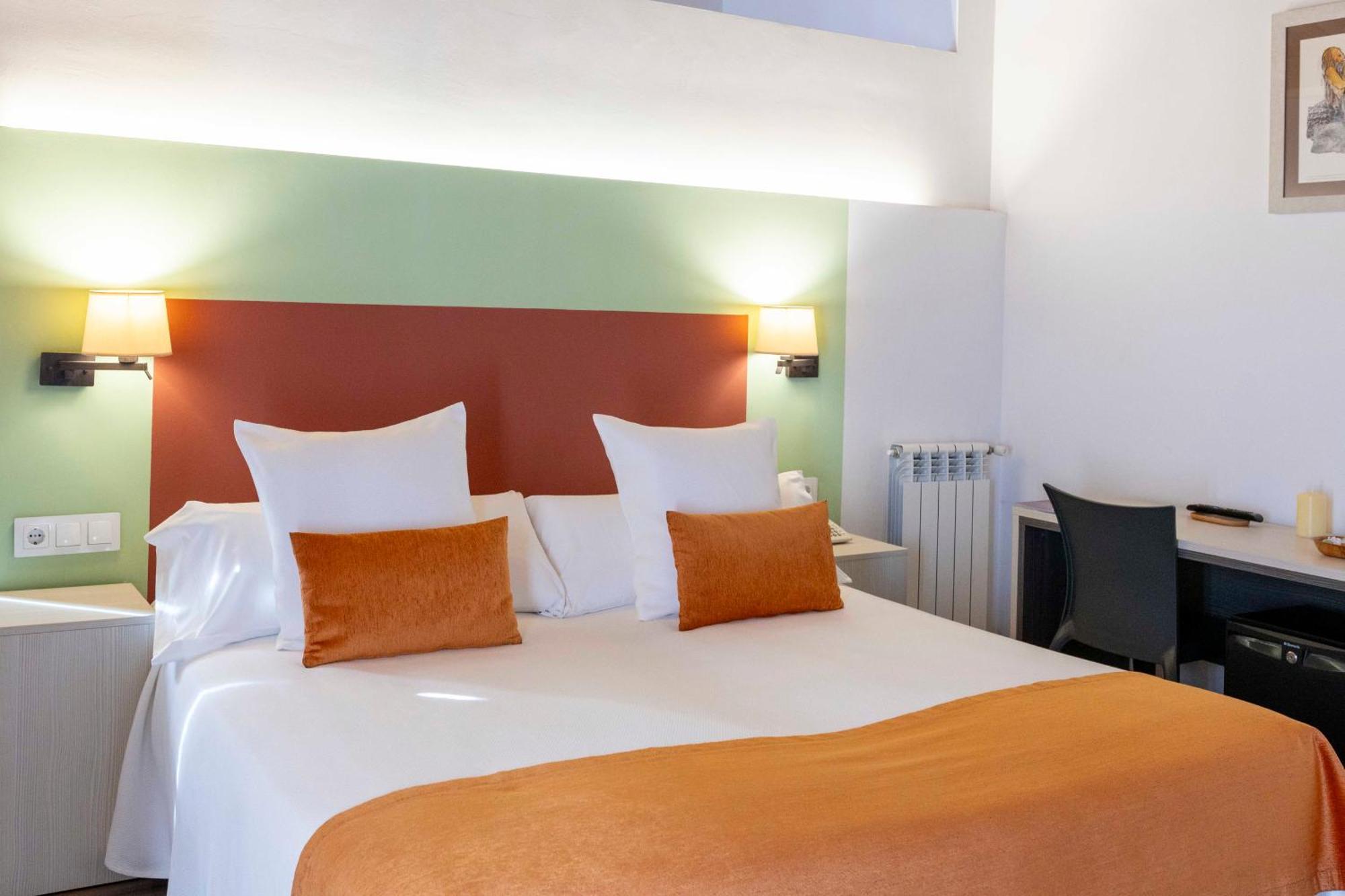 Hotel La Freixera Solsona Kültér fotó