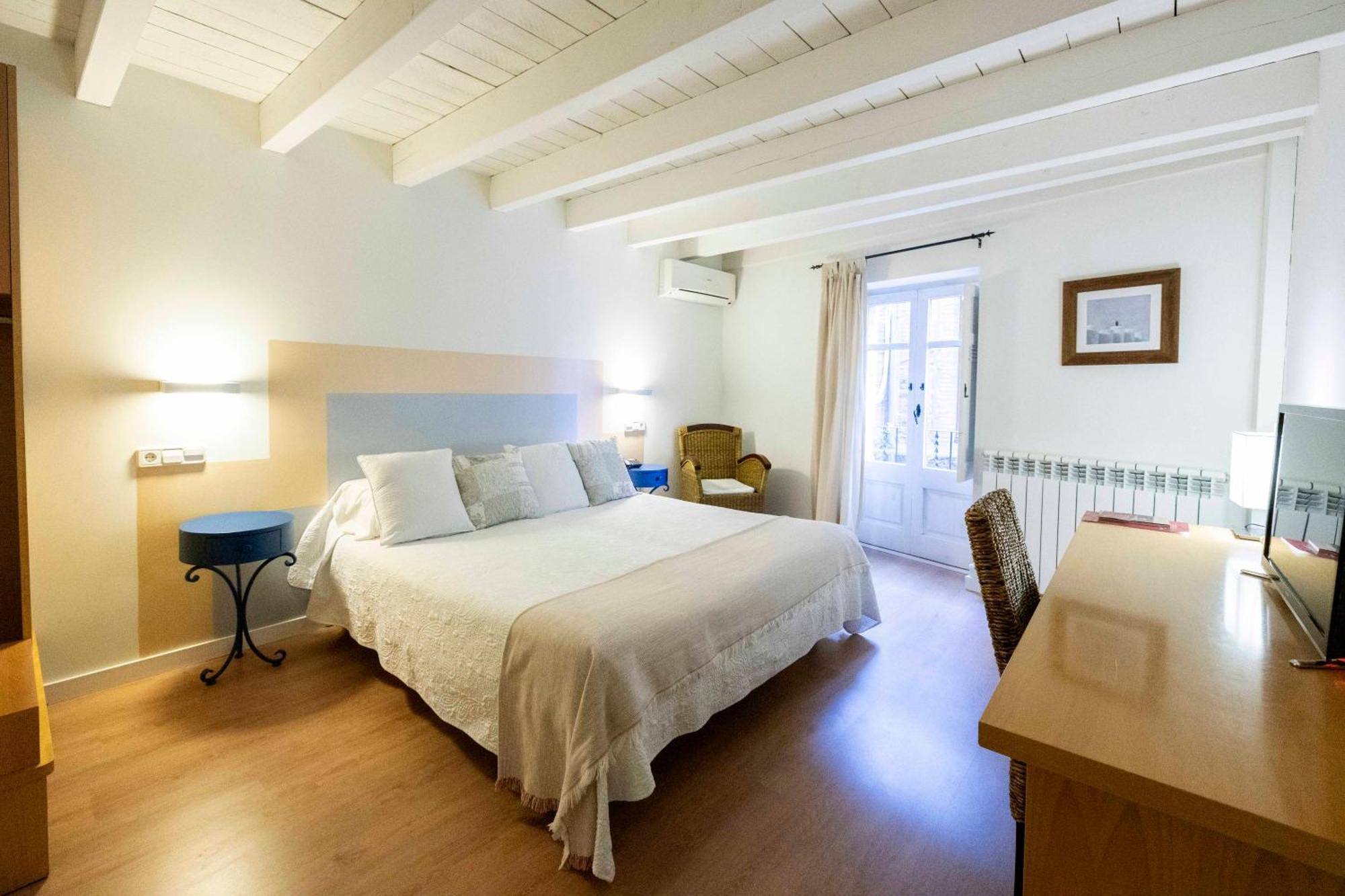Hotel La Freixera Solsona Kültér fotó