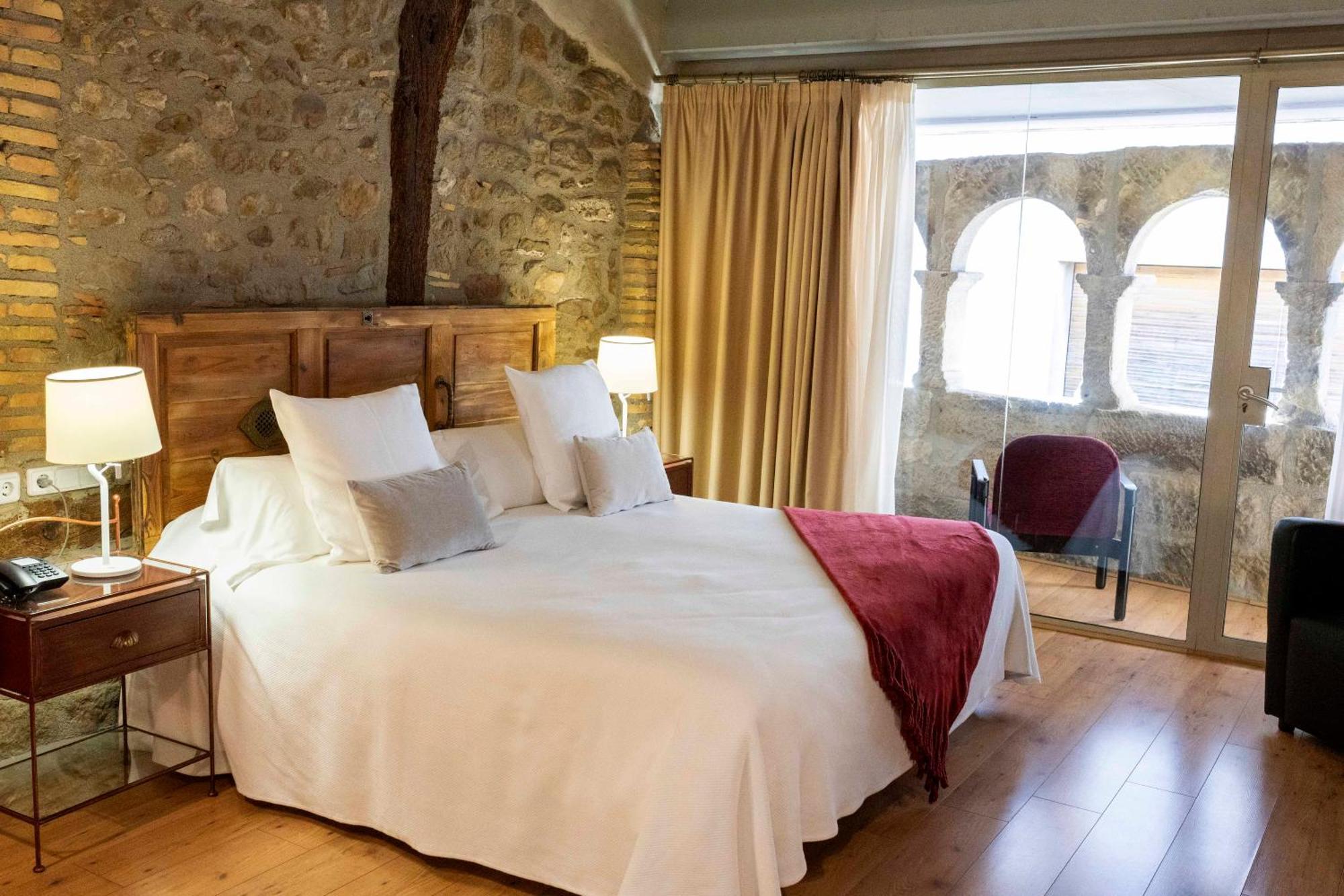 Hotel La Freixera Solsona Kültér fotó