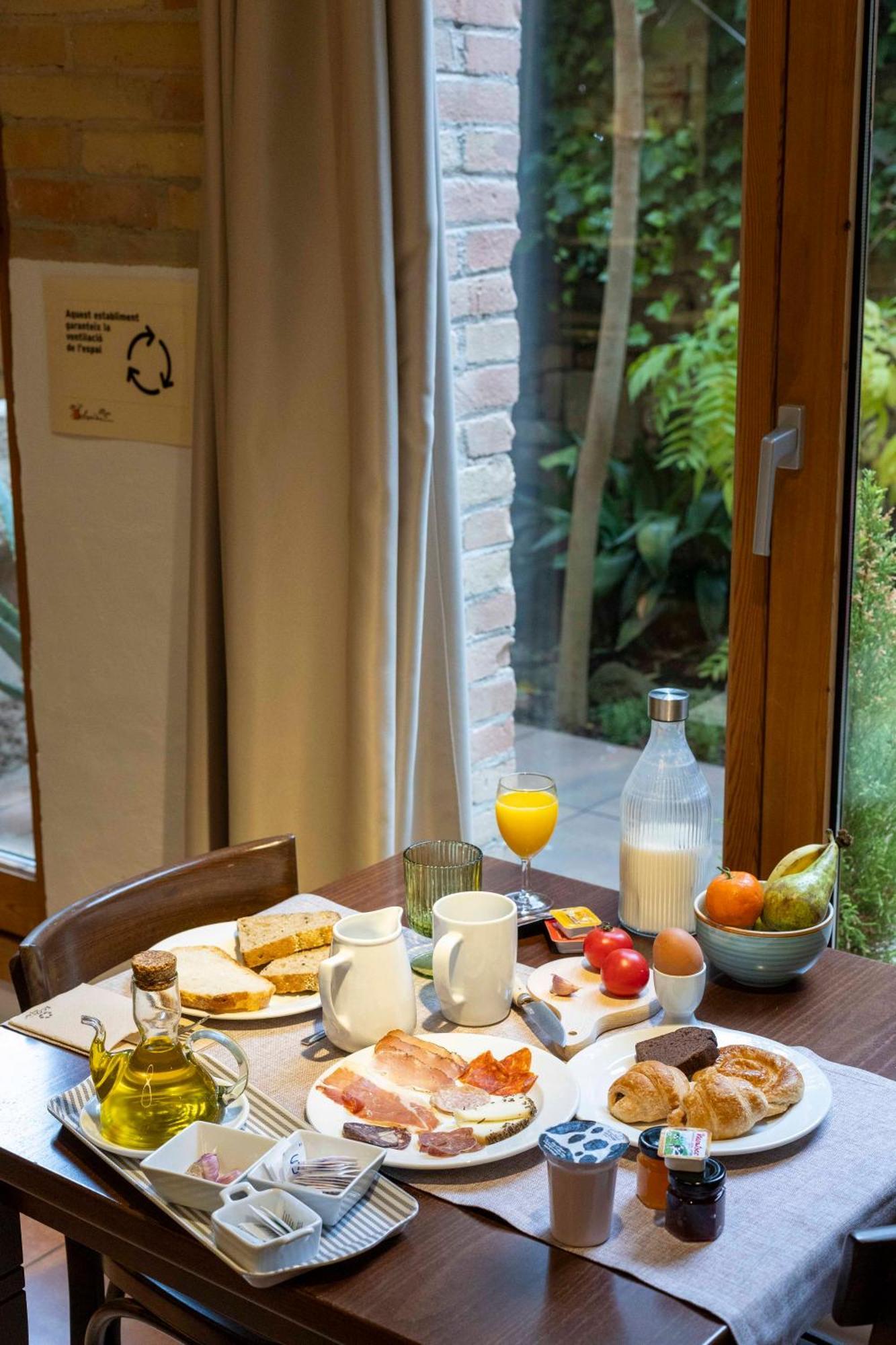 Hotel La Freixera Solsona Kültér fotó