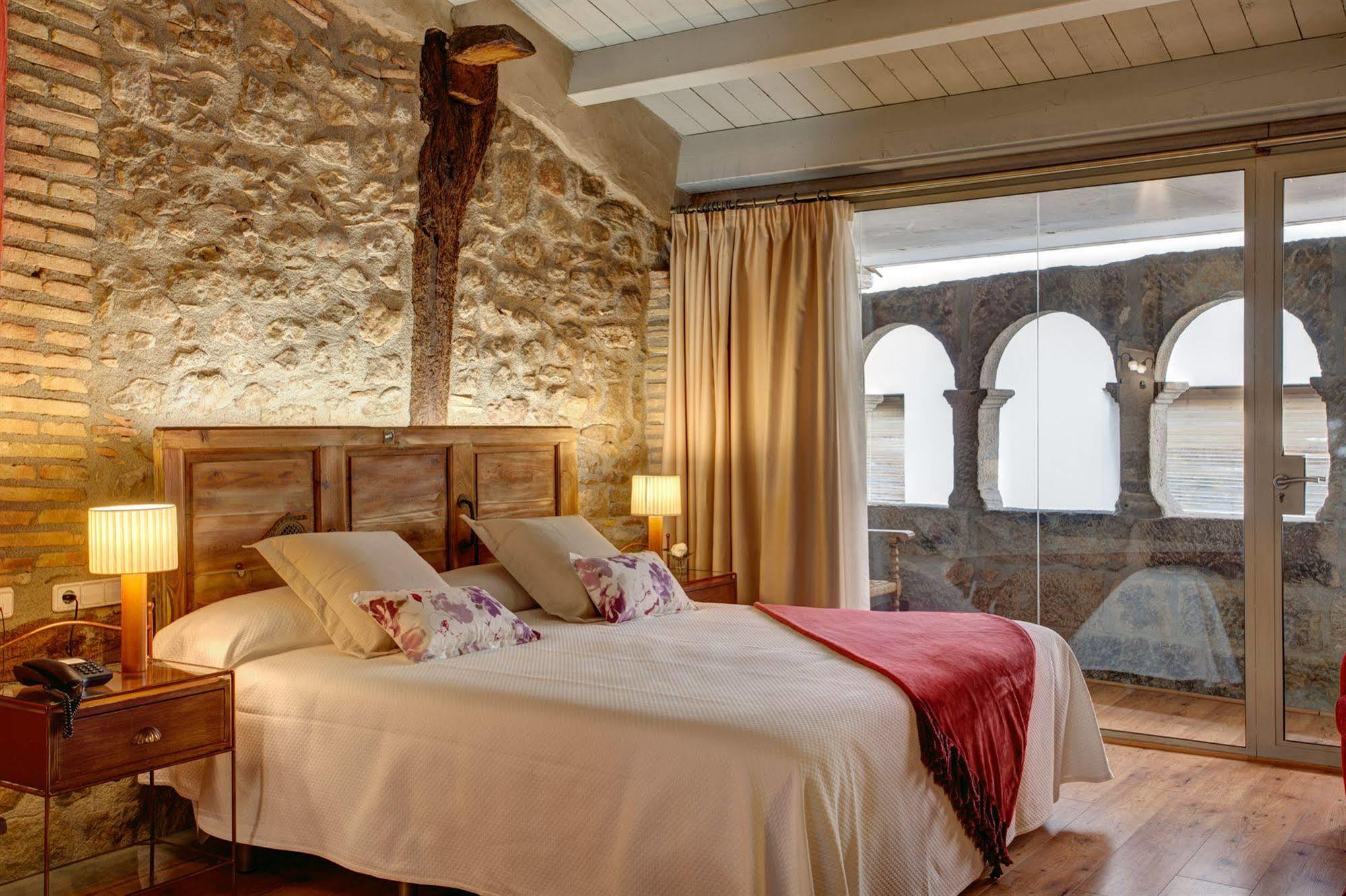 Hotel La Freixera Solsona Kültér fotó